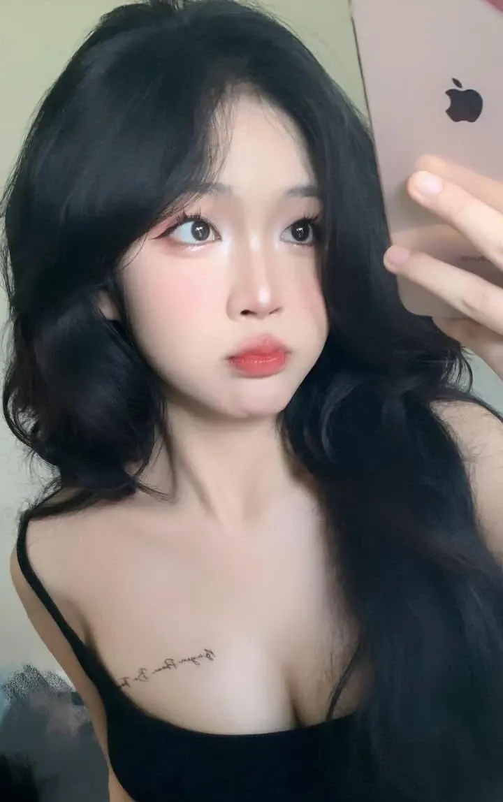 ảnh nền gái xinh 4k 15