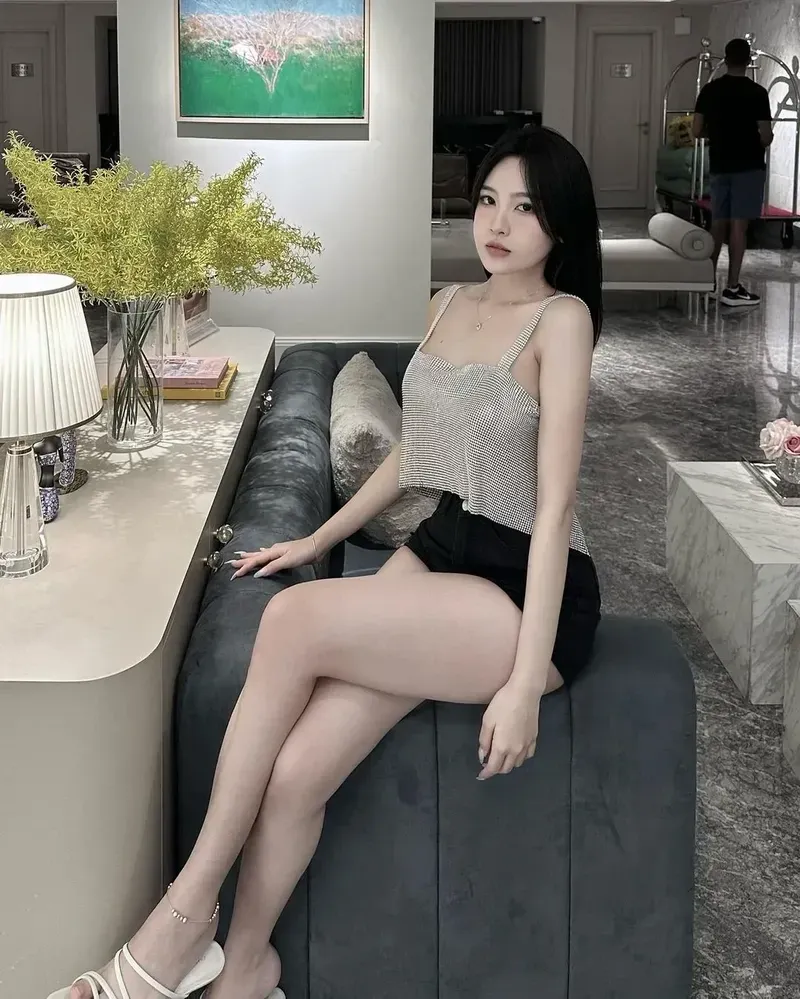ảnh nền gái xinh 4k 35